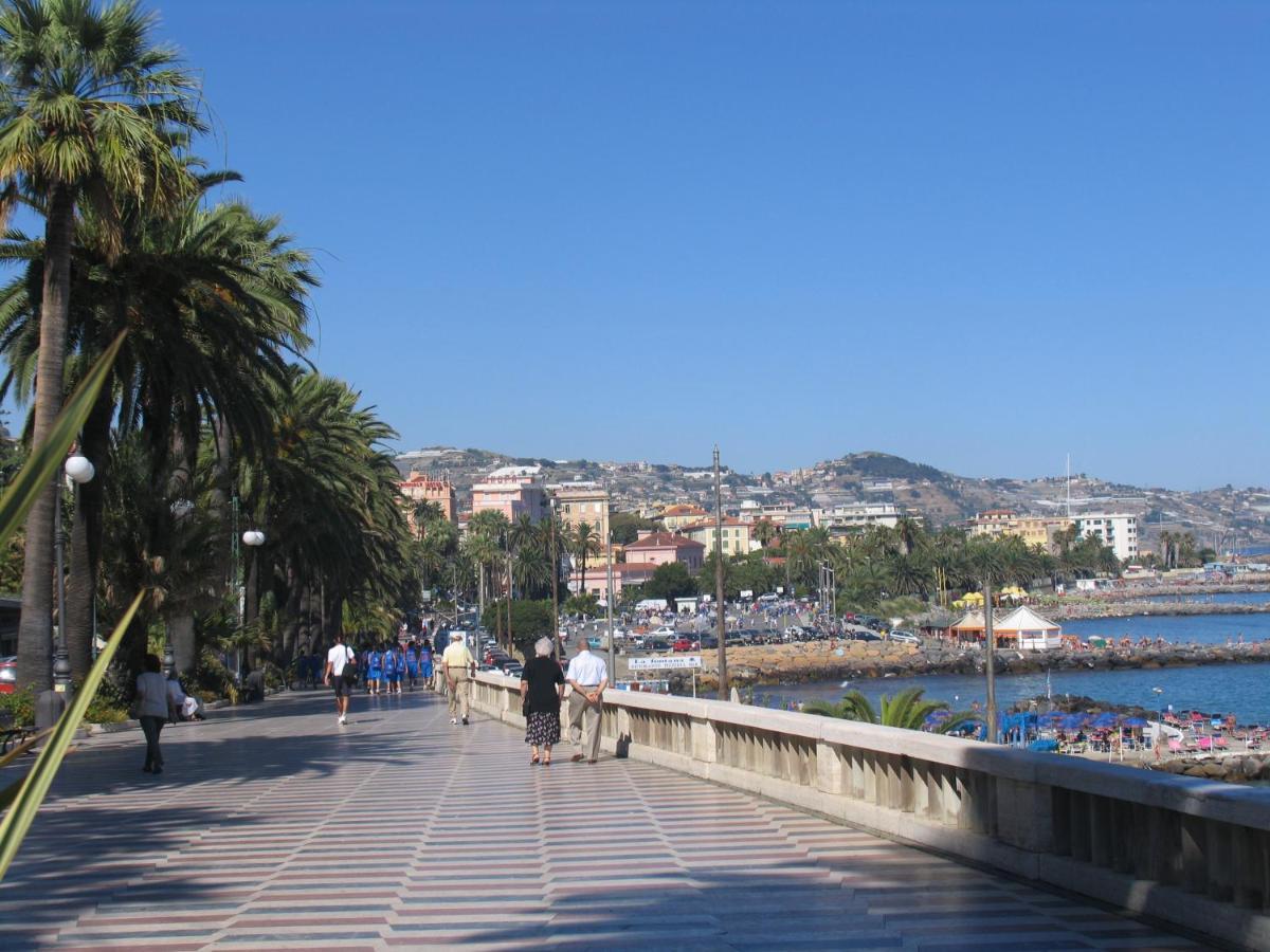 Apartamento Maison Du Port Vieux San Remo Exterior foto